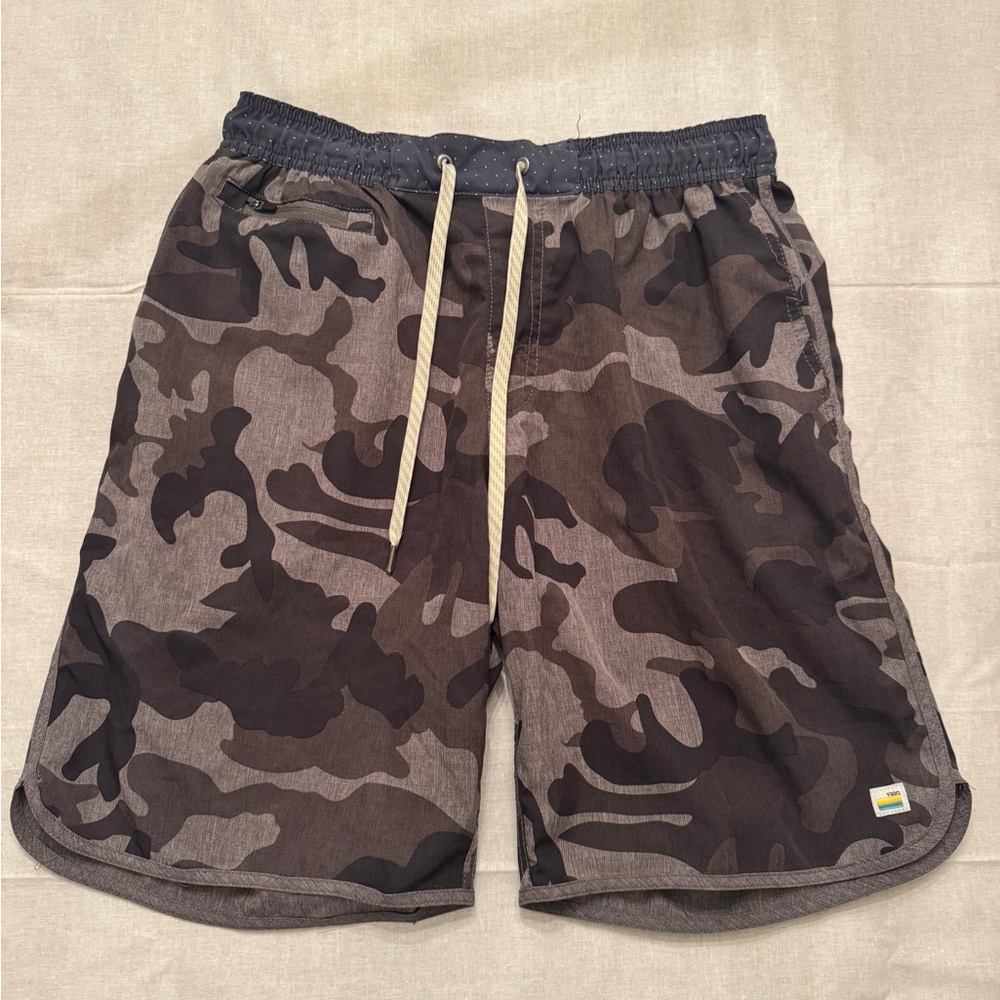 Vuori Men's Black and Gray Camouflage Athletic Shorts